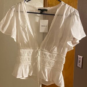 NWT FOREVER 21 TOP SIZE SMALL